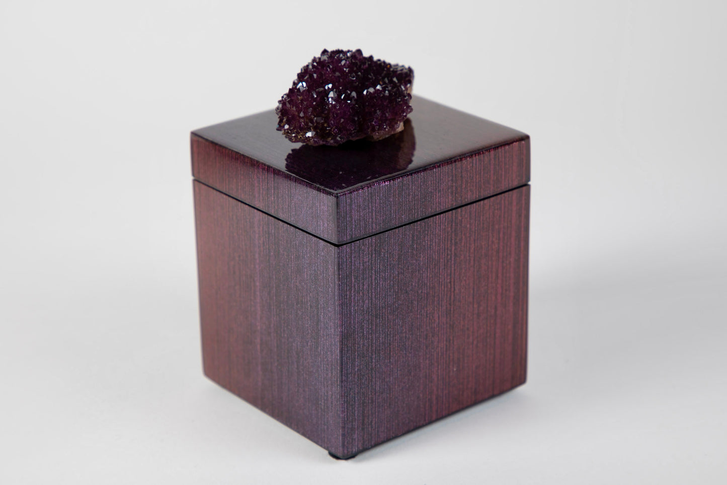ruby lacquer box with amethyst