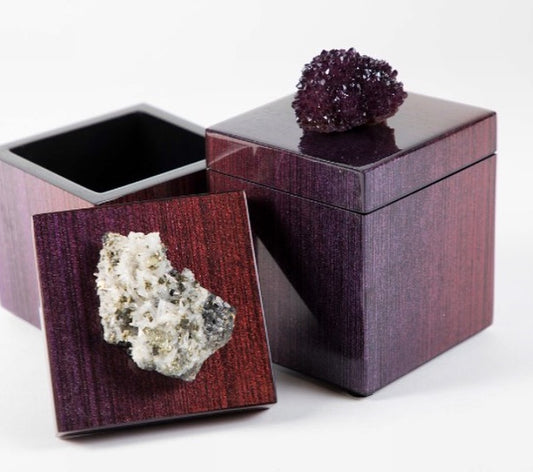 ruby ombre lacquer box side view