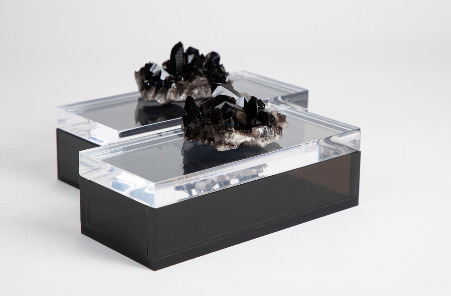 black acrylic box with quartz side view