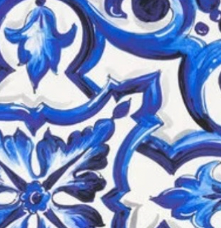 Blue and white Dolce mahjong carrying case with full set of tiles, acrylic pushers and instructions for the game 