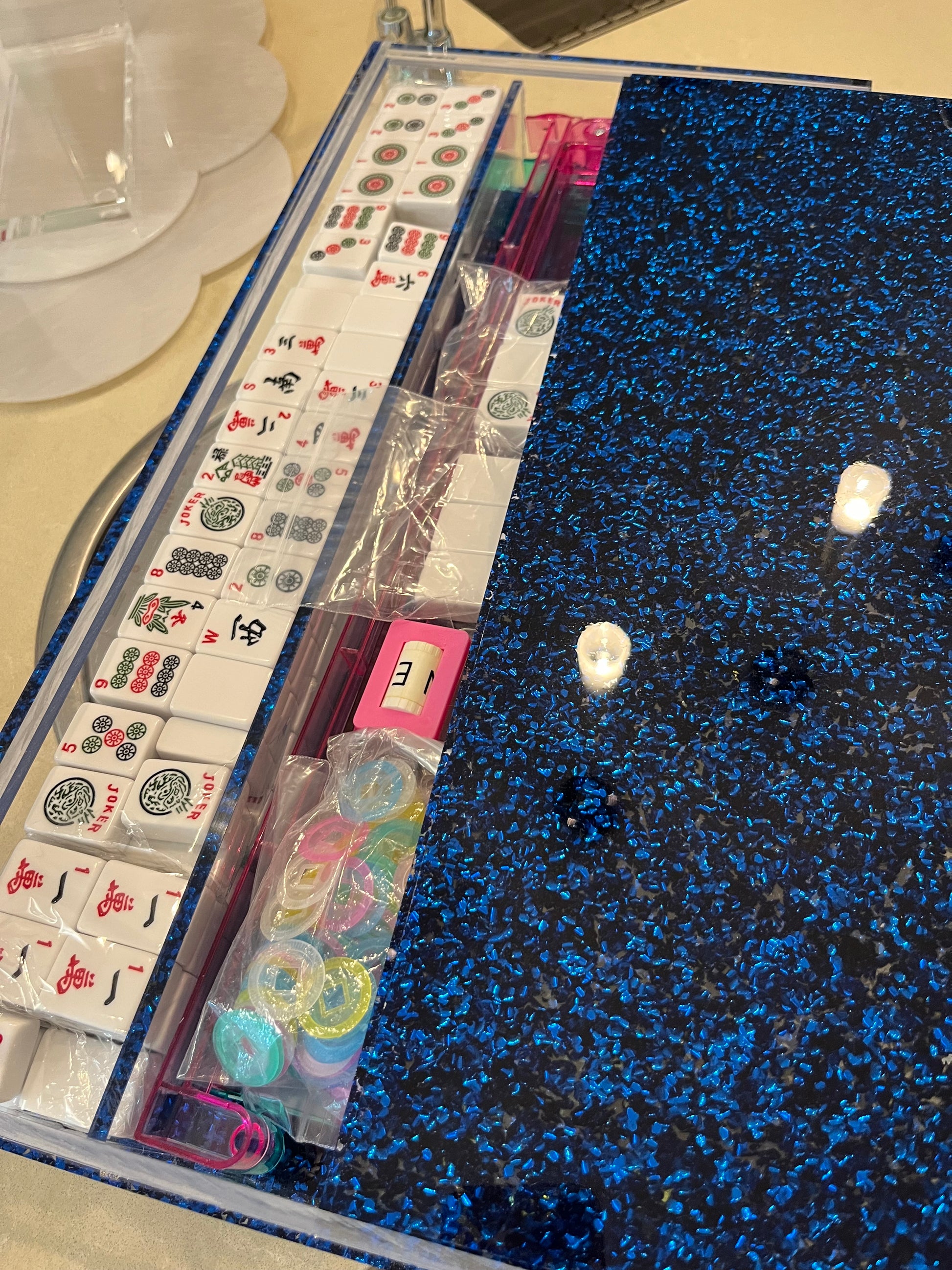 acrylic mahj jong set open with playing tiles