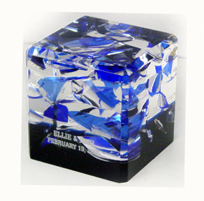 Square cube wedding glass in lucite