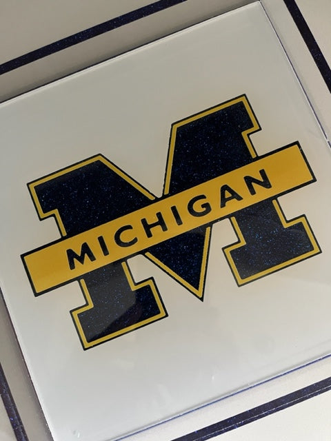 college acrylic logo tray