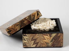 Load image into Gallery viewer, Lacquer Desert Rose Box
